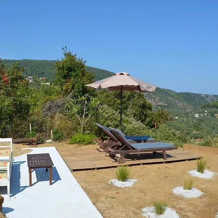 Elea,suberb Seaview,nearby Beach And Town.