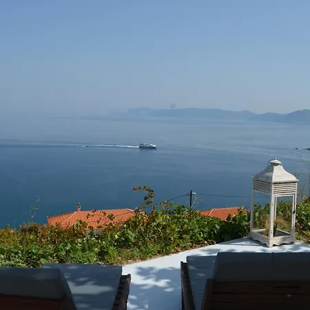 Elea,suberb Seaview,nearby Beach And Town. Villa Skopelos Town