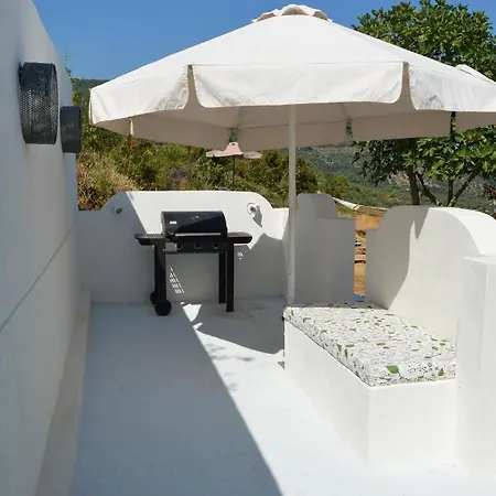 Elea,suberb Seaview,nearby Beach And Town. Villa