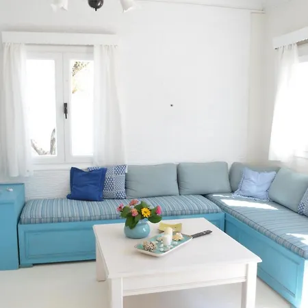 Elea,suberb Seaview,nearby Beach And Town. 스코펠로스 타운